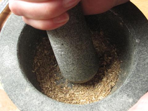 Grinding spices